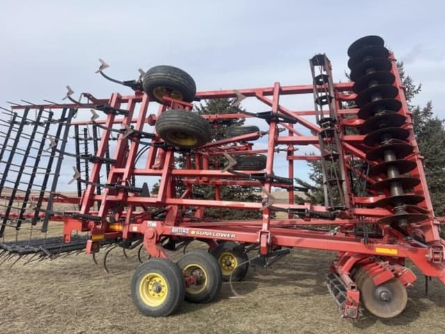 Image of Sunflower 6333 equipment image 1