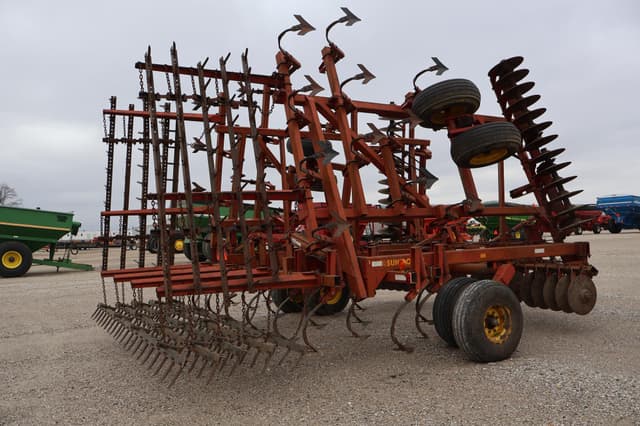 Image of Sunflower 6430-31 equipment image 2