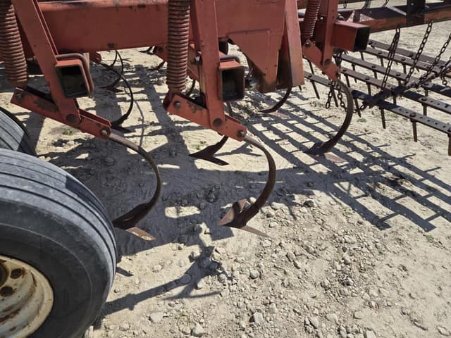 Image of Sunflower 6430-31 equipment image 1
