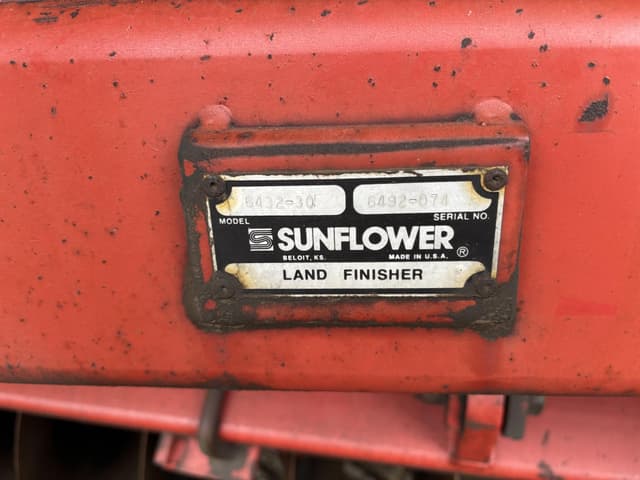 Image of Sunflower 6432-30 equipment image 4