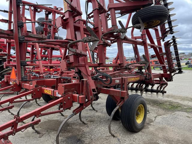 Image of Sunflower 6432-30 equipment image 3