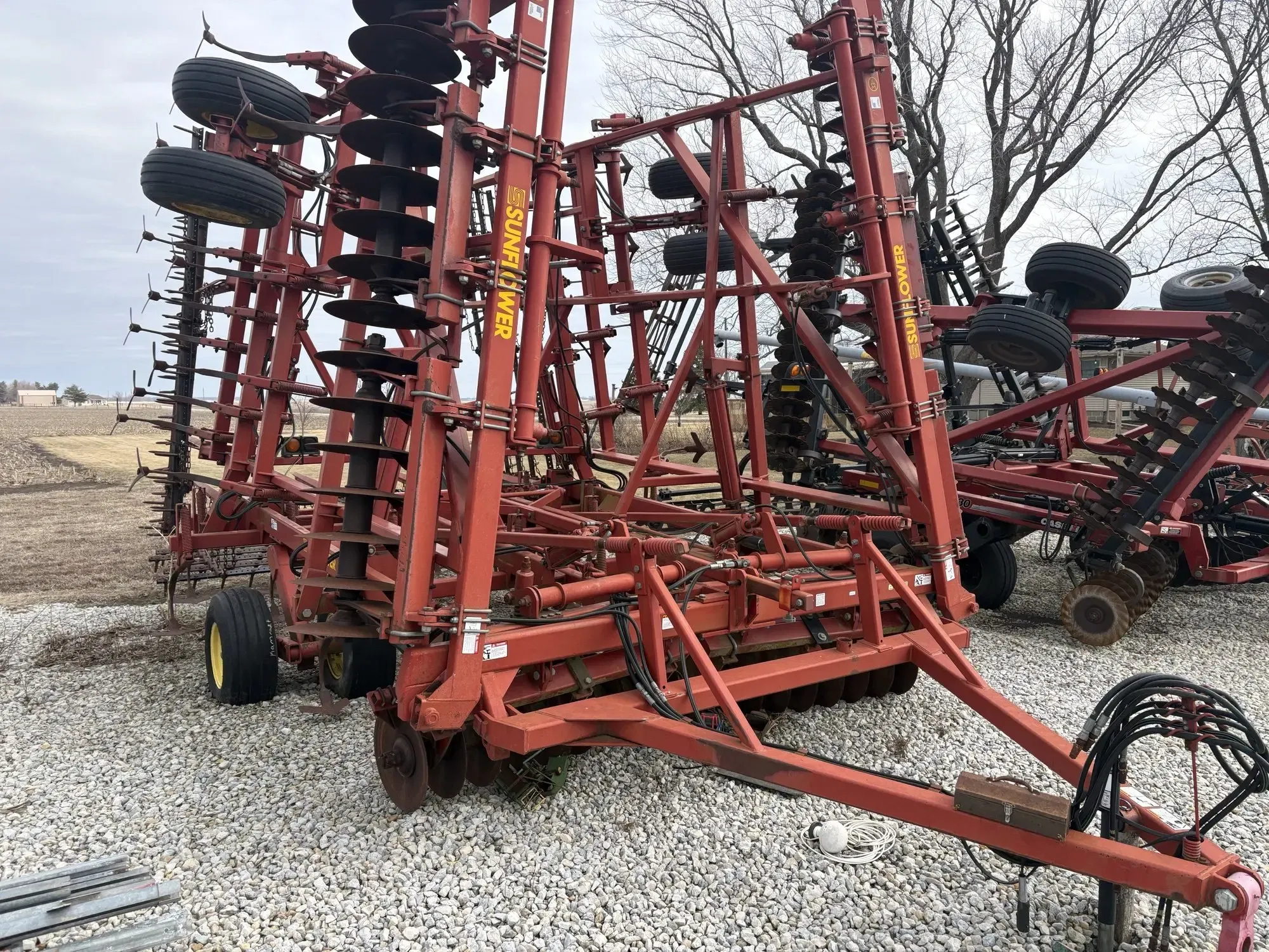 Sunflower 6432 Equipment Image0