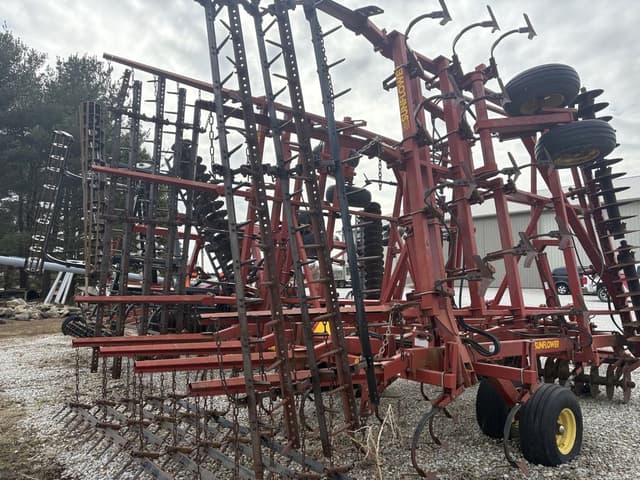 Image of Sunflower 6432 equipment image 1