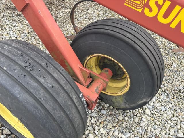 Image of Sunflower 6432 equipment image 3