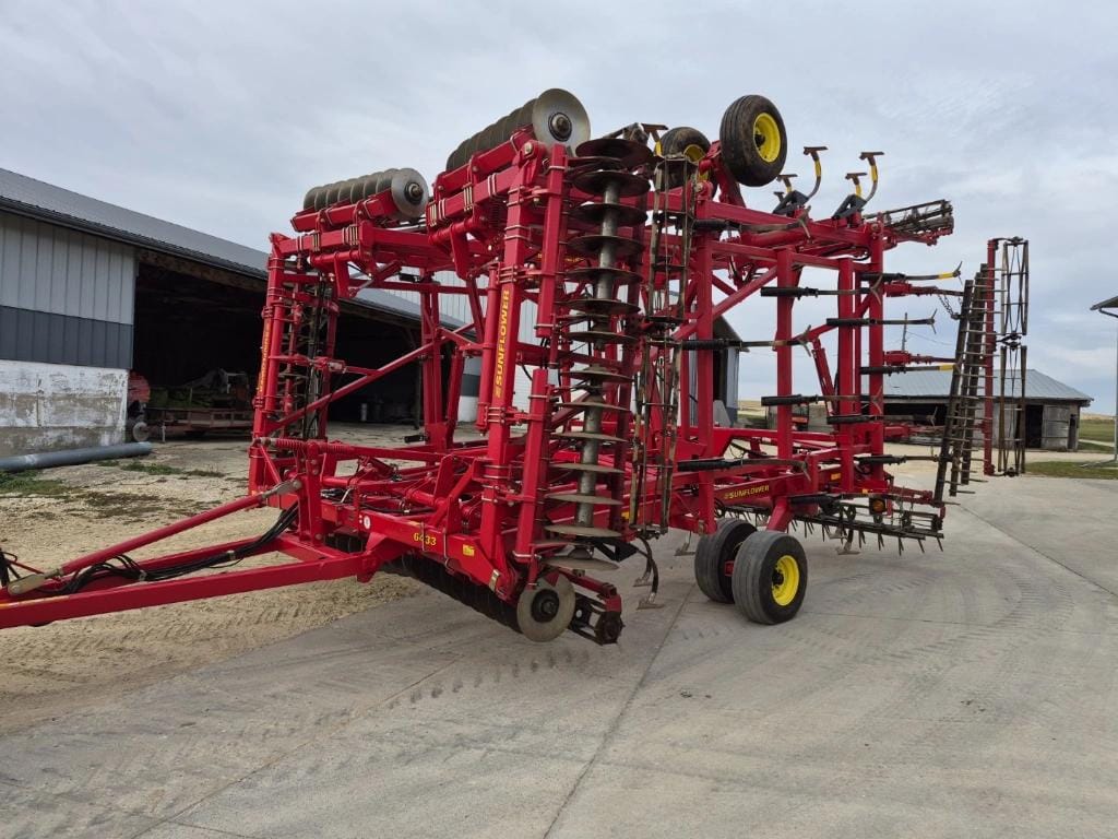 Sunflower 6433 Equipment Image0