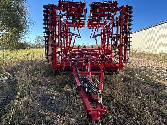 Image of Sunflower 6433 equipment image 3