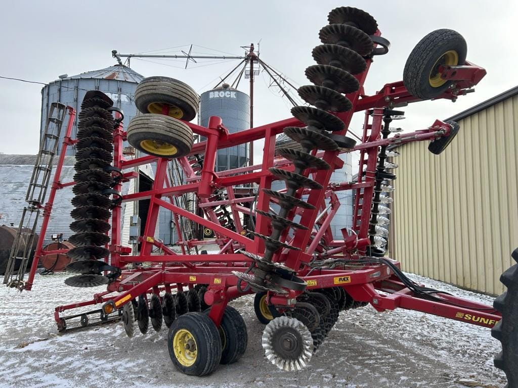 Sunflower 6630 Equipment Image0