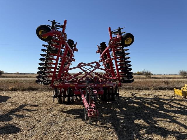 Image of Sunflower 6630 equipment image 1