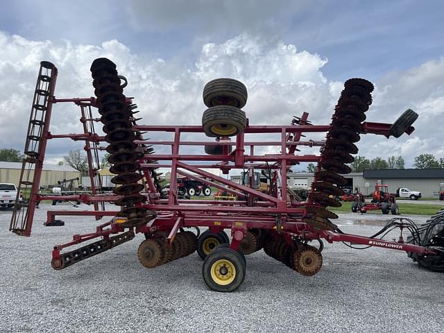Image of Sunflower 6630 equipment image 1