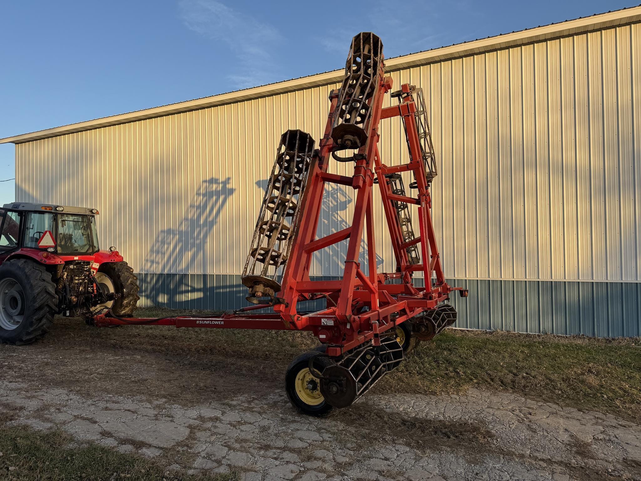 Sunflower 7232-37 Equipment Image0