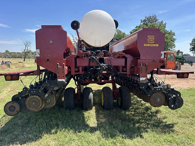 Image of Sunflower 9421-25 equipment image 3
