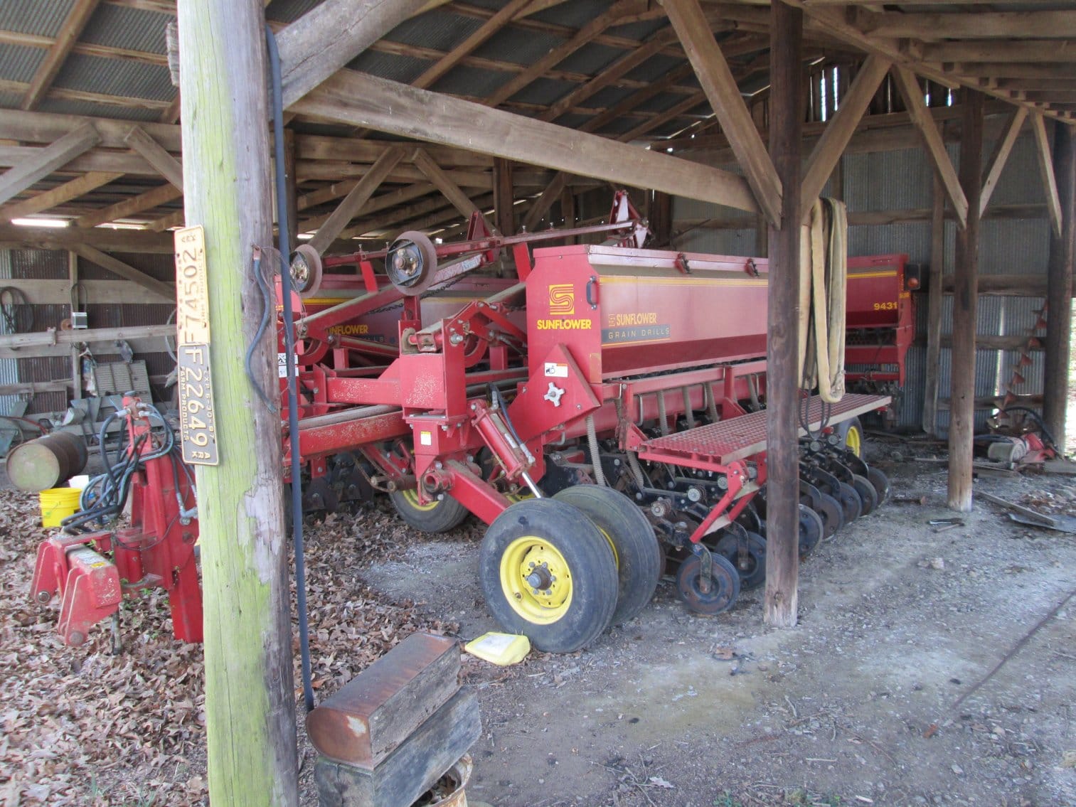 Sunflower 9431 Equipment Image0