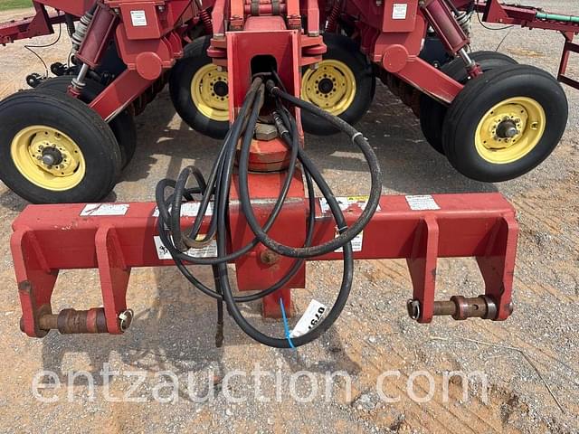 Image of Sunflower 9433 equipment image 4