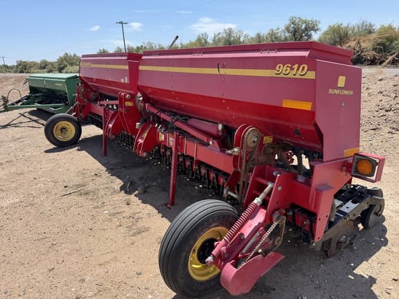 Image of Sunflower 9610 equipment image 4