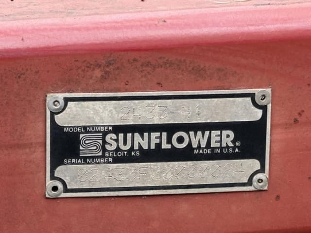 Image of Sunflower 2433-41 equipment image 3