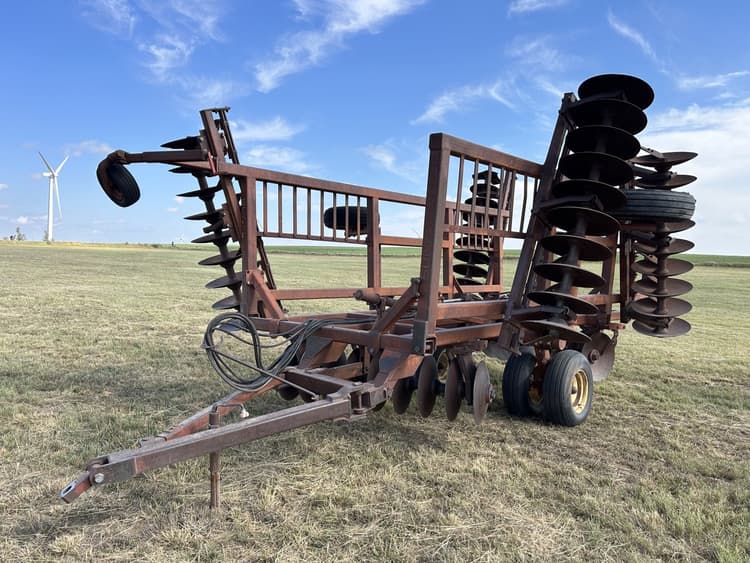 SOLD Sunflower G20 Tillage Disks Tractor Zoom