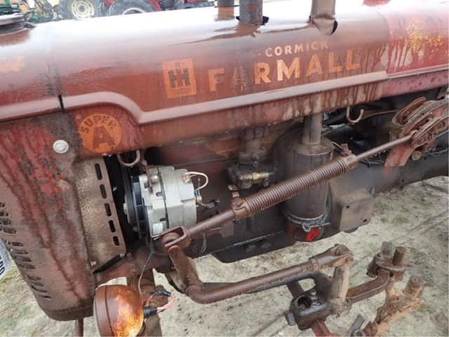 Image of Farmall Super A equipment image 2