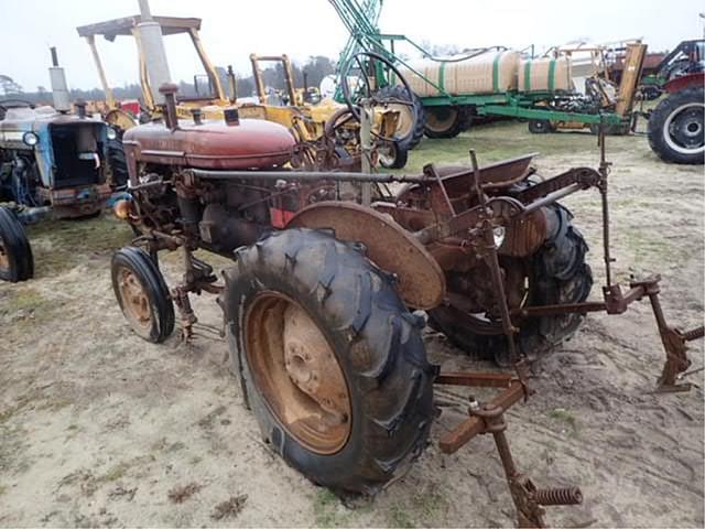 Image of Farmall Super A equipment image 3