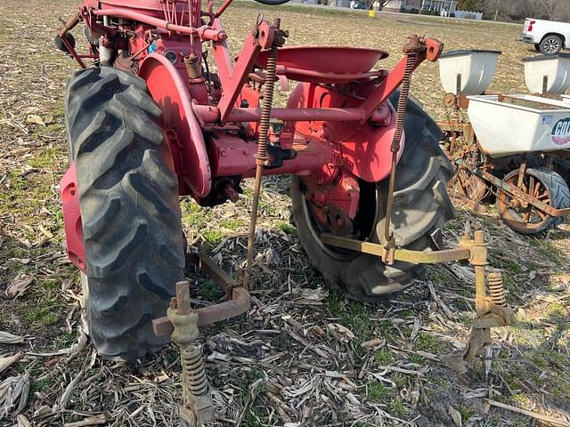 Image of Farmall Super A equipment image 3