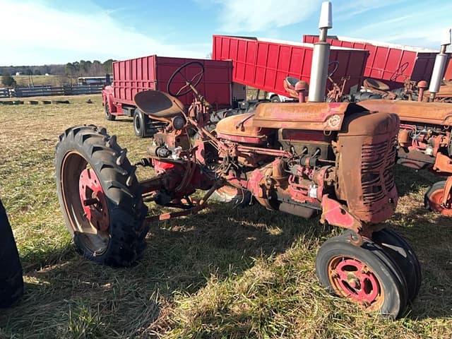 Image of Farmall Super C equipment image 2