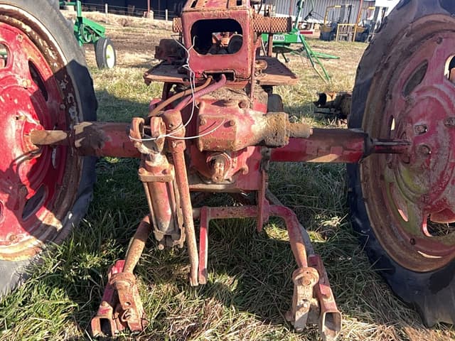 Image of Farmall Super C equipment image 3