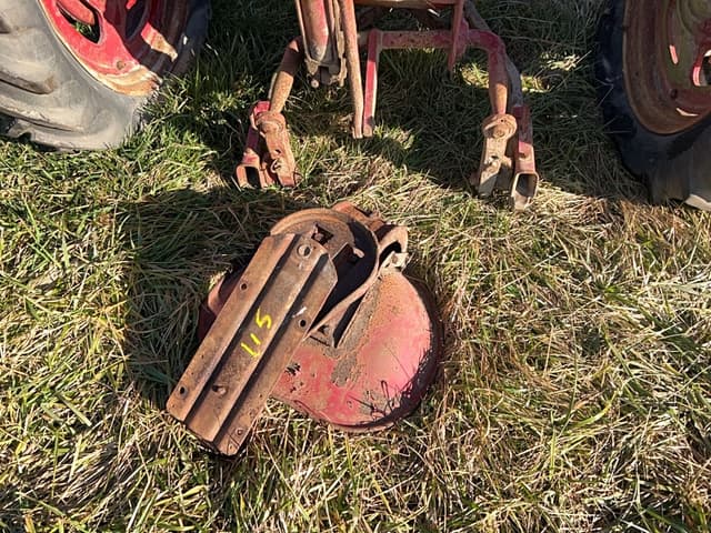 Image of Farmall Super C equipment image 2