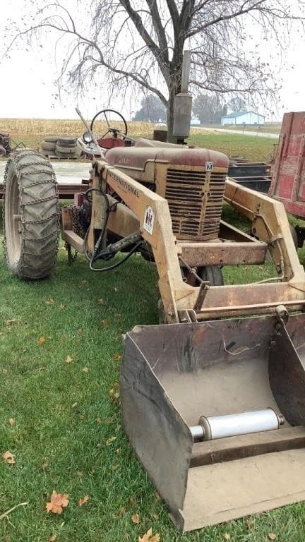 Image of Farmall Super M Primary image