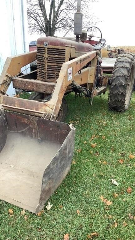 Image of Farmall Super M equipment image 2