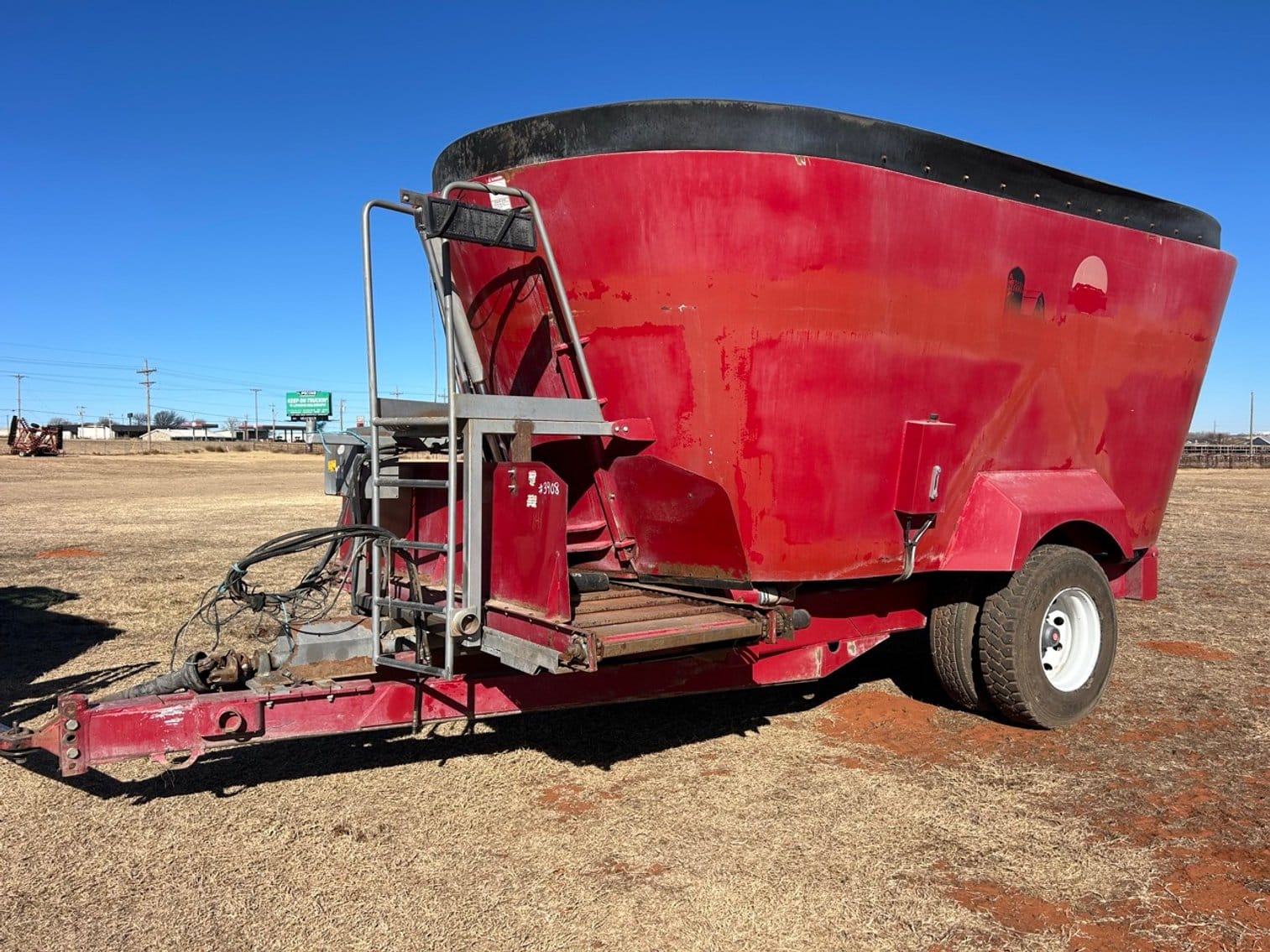 Supreme 1200T Equipment Image0