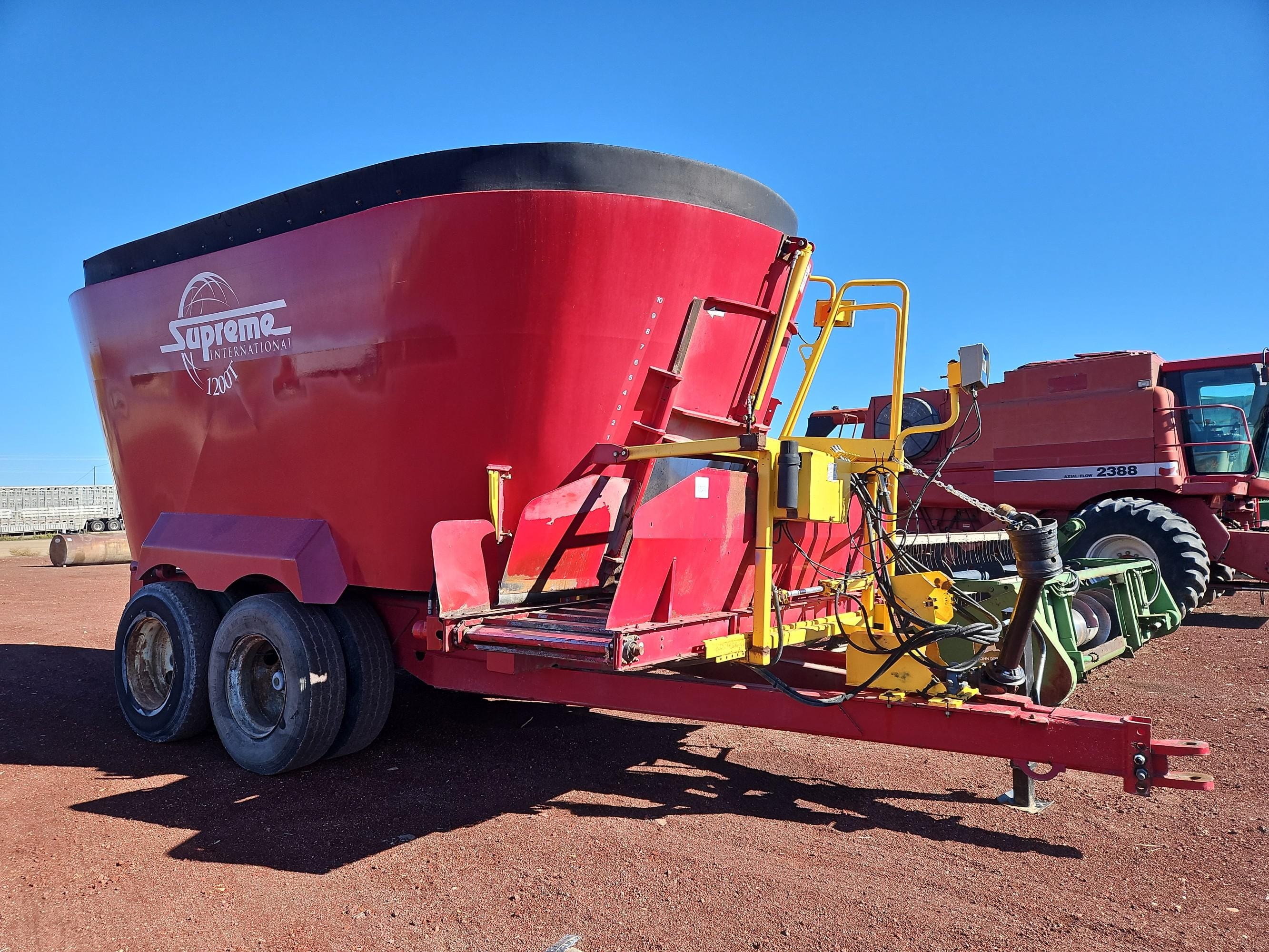 Main image Supreme 1200T