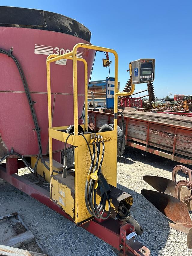 Image of Supreme 300 equipment image 1