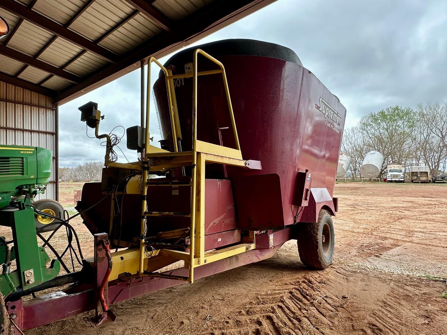 Main image Supreme 700T