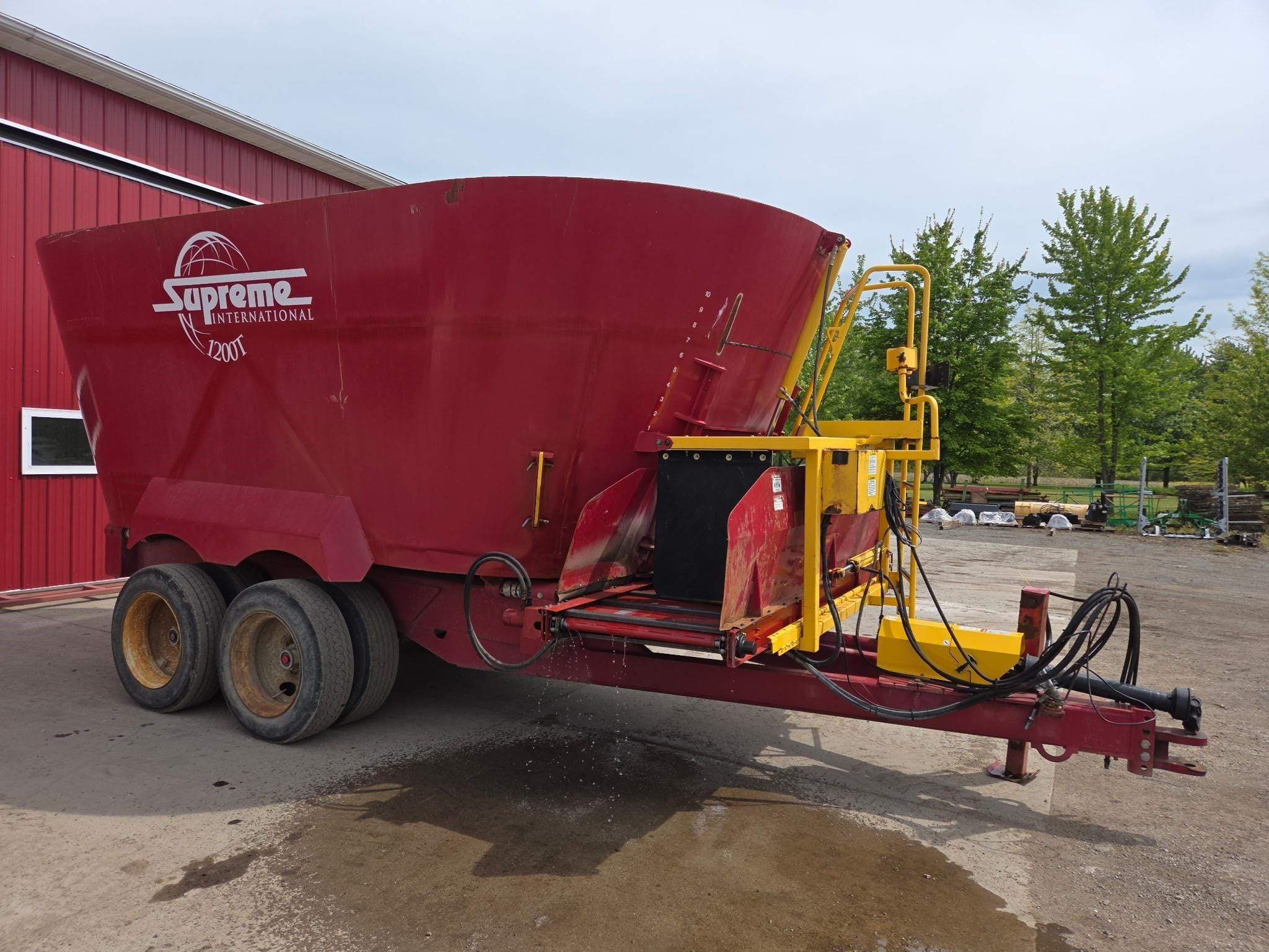 Supreme 1200T Equipment Image0