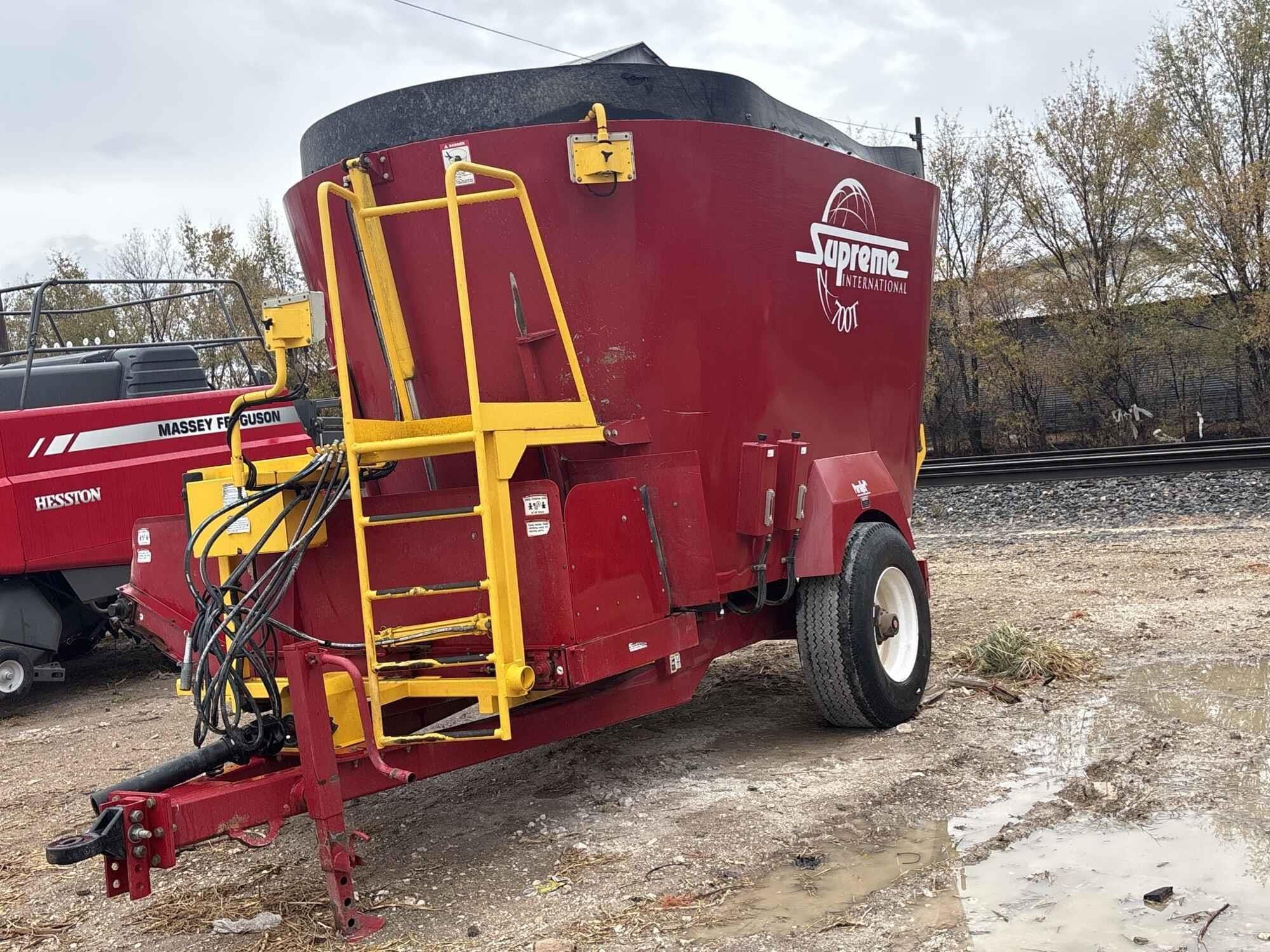 Main image Supreme 700T