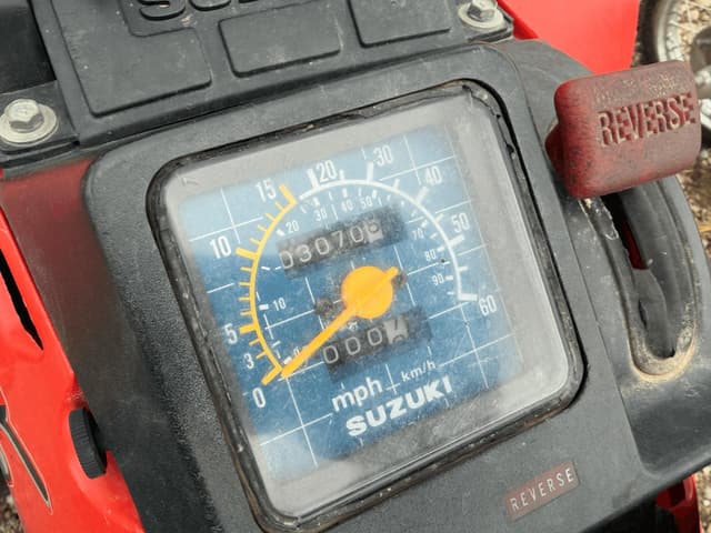 Image of Suzuki Quad Runner 300 equipment image 3