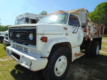 Main image Chevrolet C64