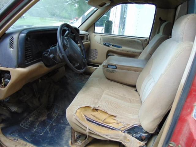 Image of Dodge Ram 3500 equipment image 4