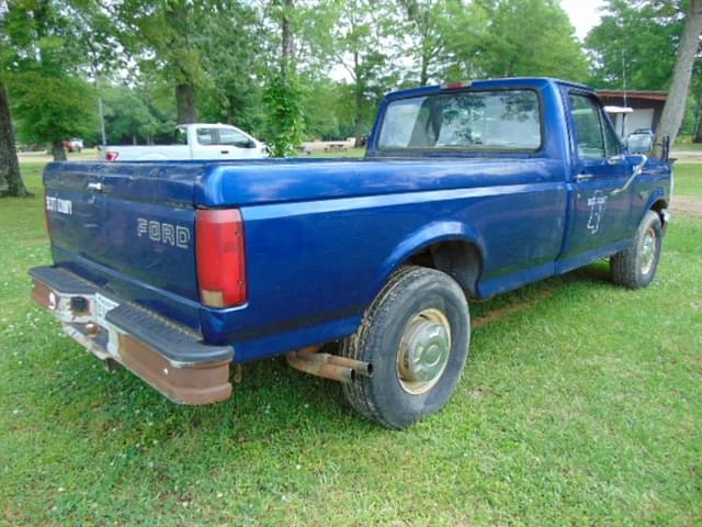Image of Ford F-250 equipment image 1