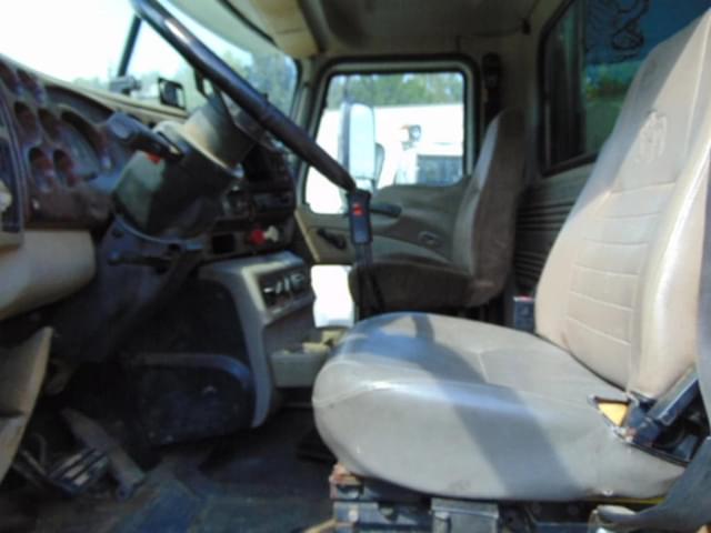 Image of Mack CH613 equipment image 4