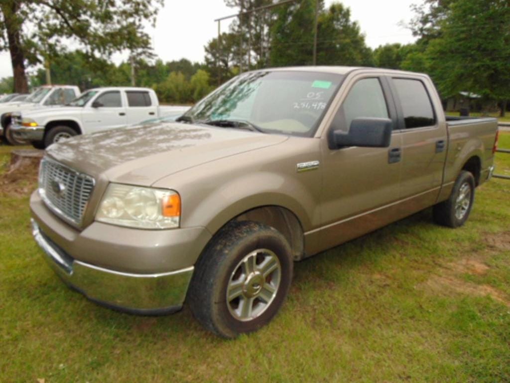 2005 Ford F-150 Equipment Image0