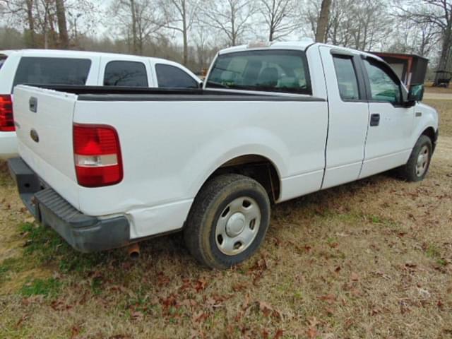 Image of Ford F-150 equipment image 1