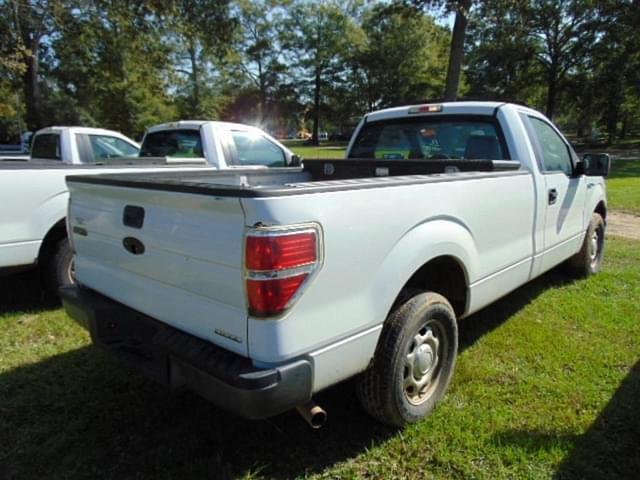 Image of Ford F-150 equipment image 1