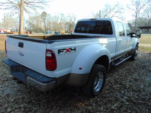 Image of Ford F-450 equipment image 1