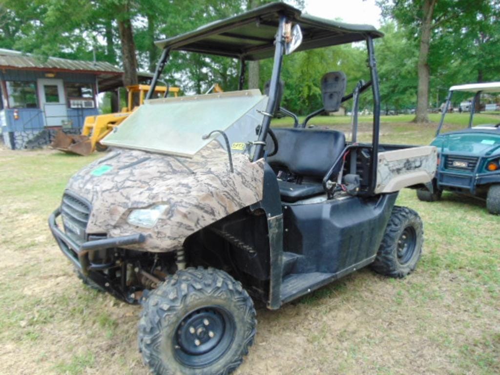 2011 Honda Big Red Equipment Image0