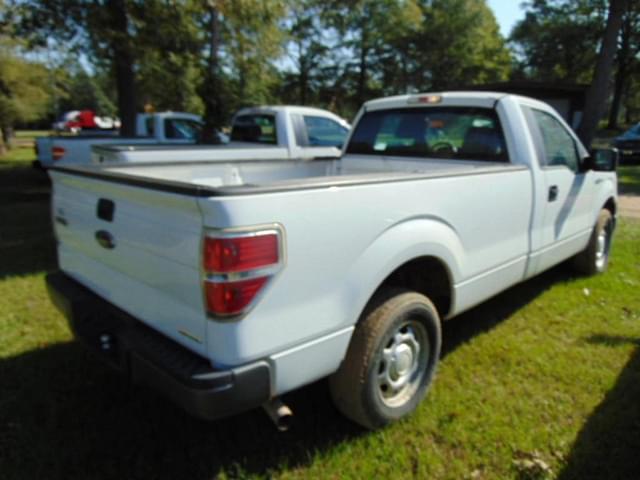 Image of Ford F-150 equipment image 2