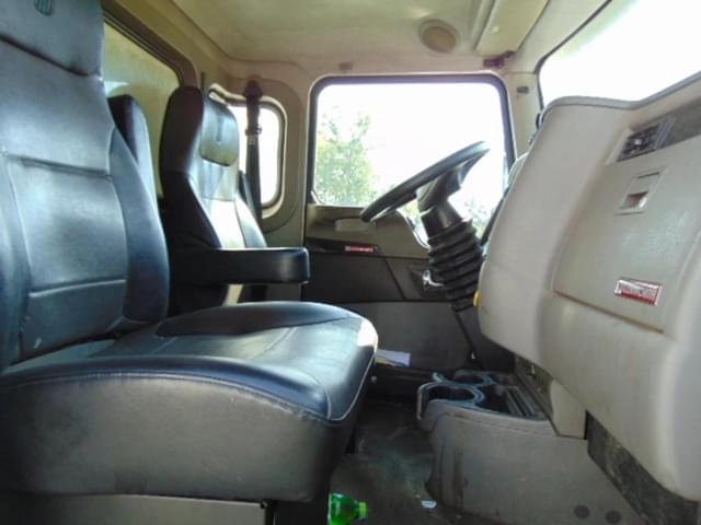 Image of Kenworth T270 equipment image 4
