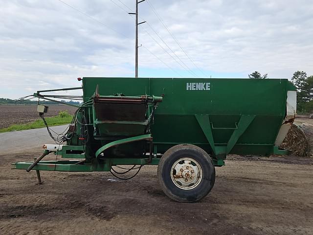 Image of Henke B240 equipment image 4