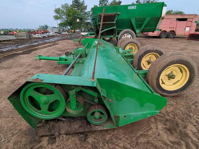 Image of John Deere 115 equipment image 4