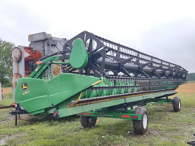 Image of John Deere 635F equipment image 2