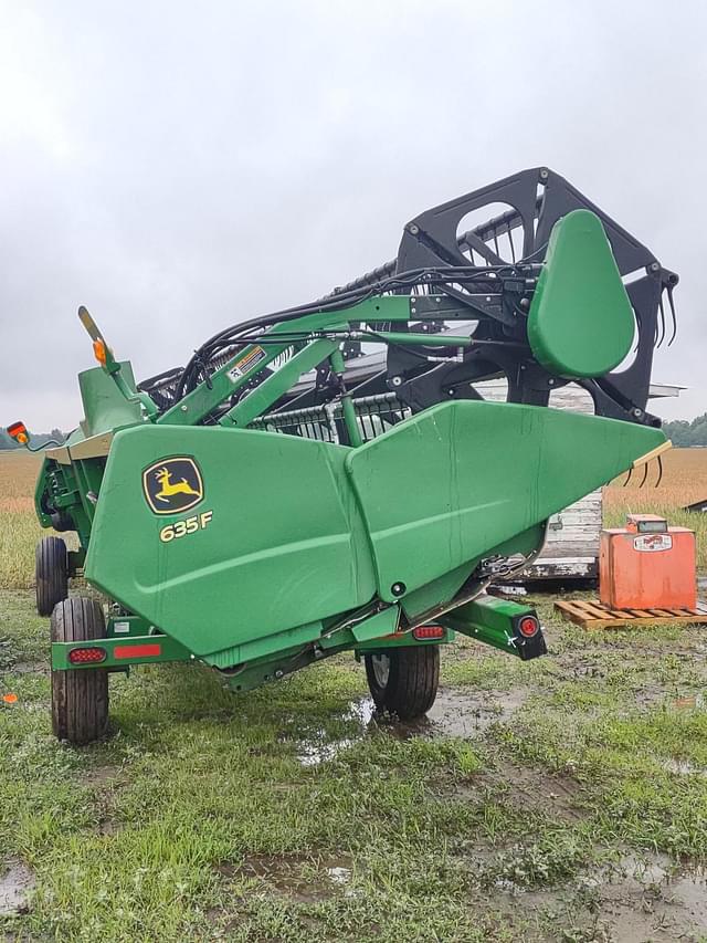 Image of John Deere 635F equipment image 1